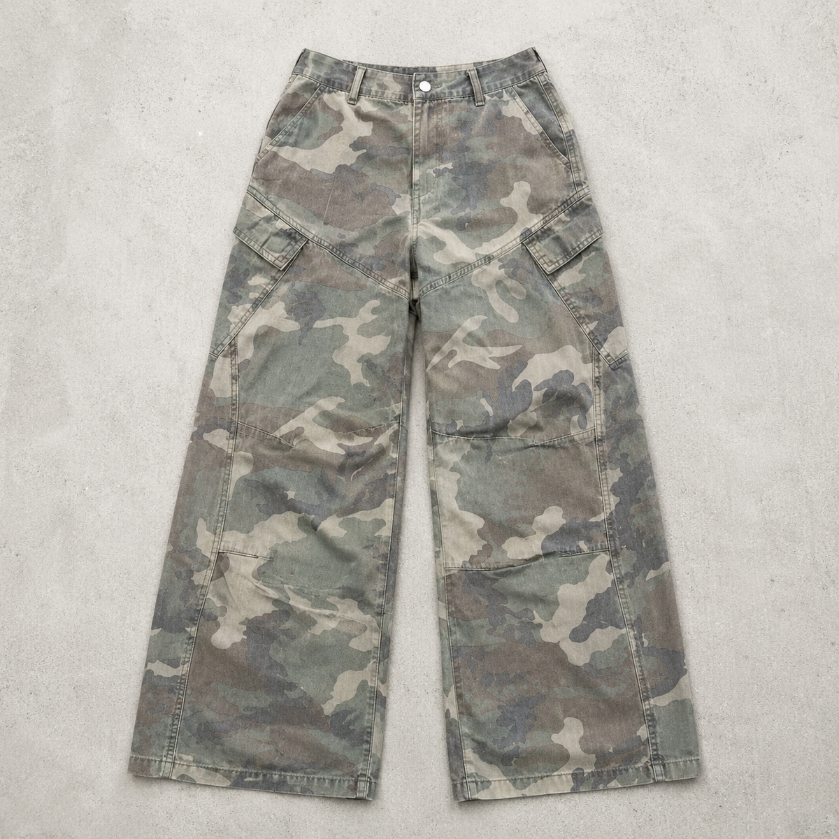 Baggy Camo Cargo Pants