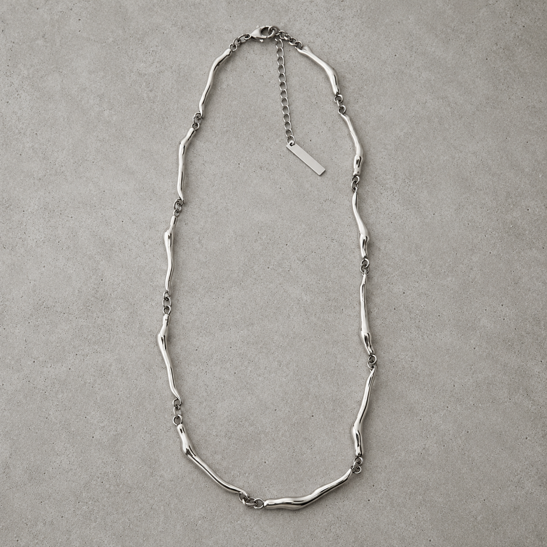 Organic Curve Chain Necklace