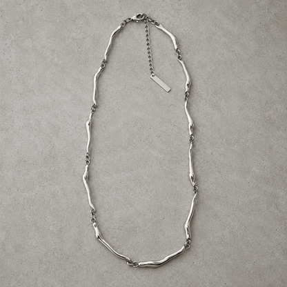 Organic Curve Chain Necklace