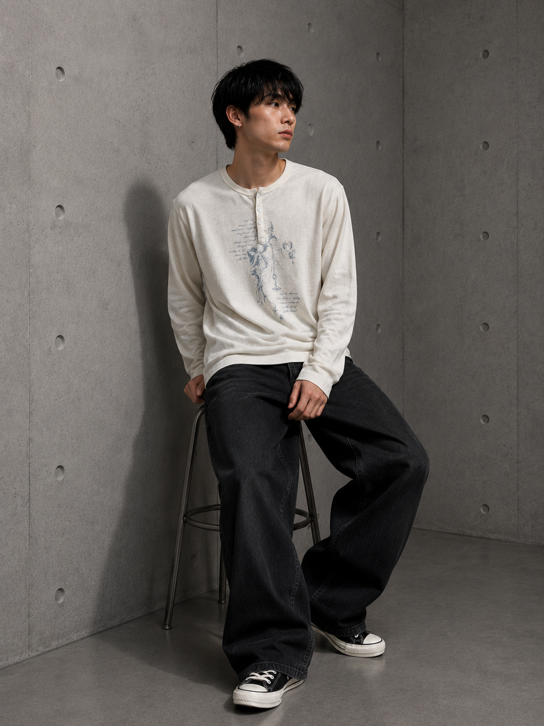 Vintage Art Graphic Long Sleeve Tee