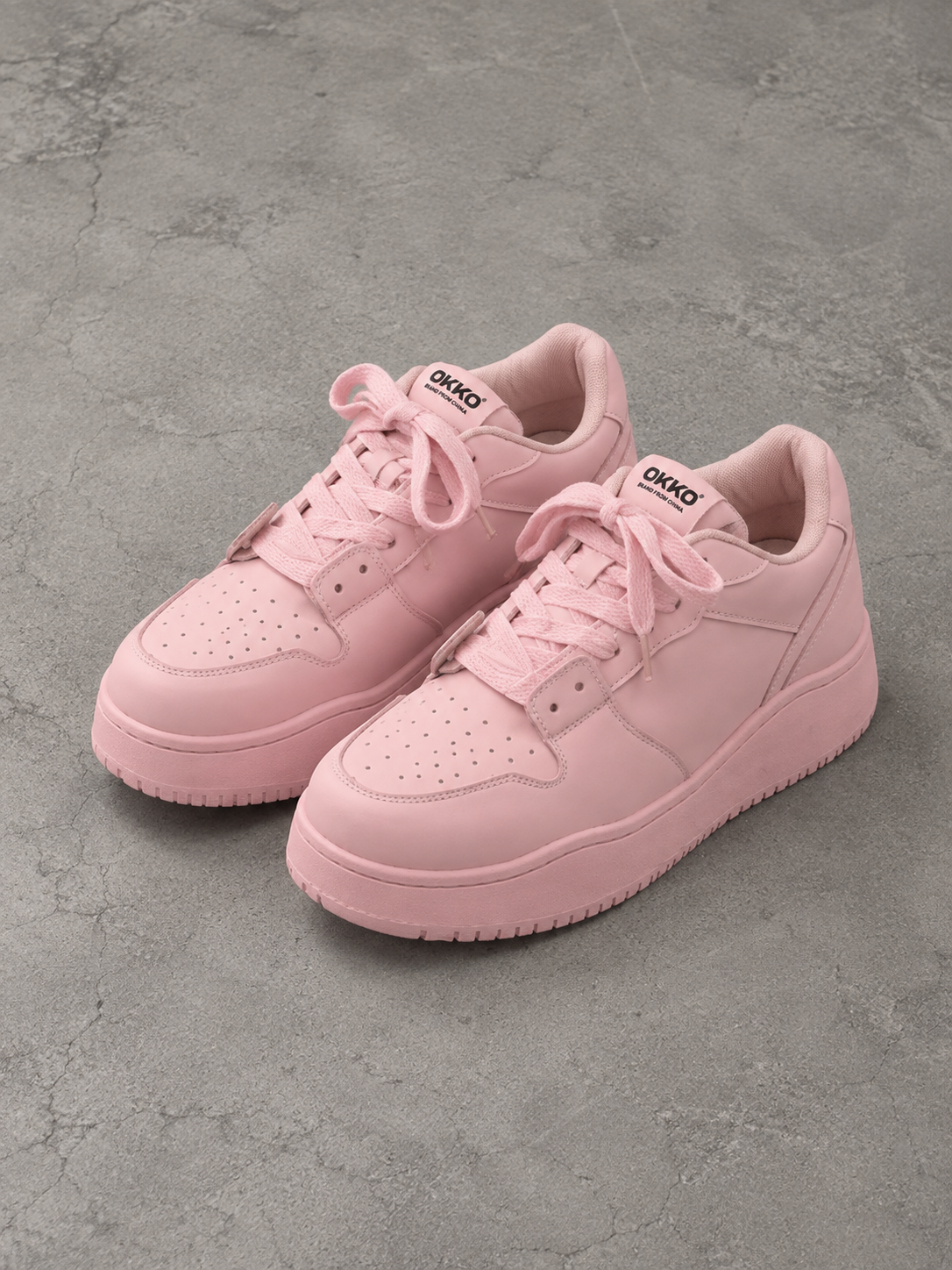 Bubblegum Platform Low Sneakers