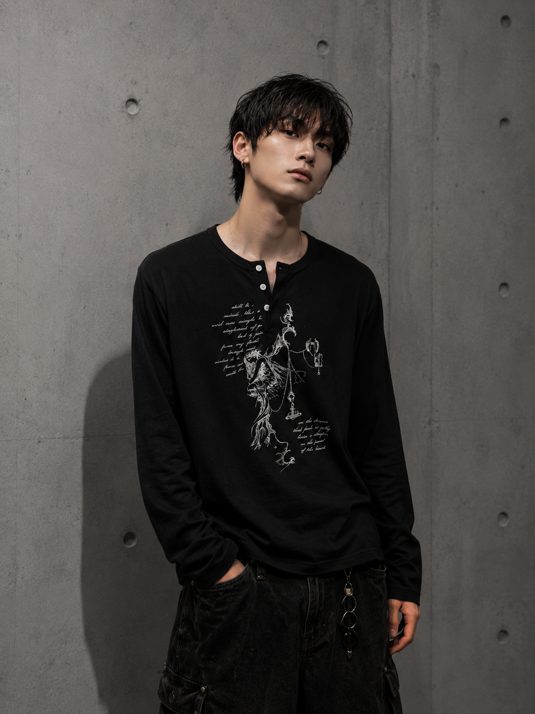 Vintage Art Graphic Long Sleeve Tee